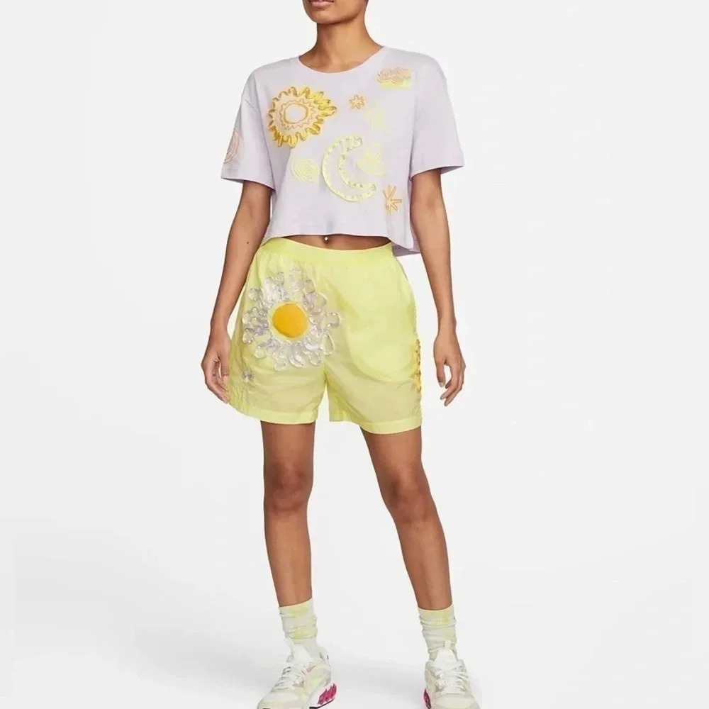 Nike Embroidered Shorts Yellow Women’s Size M NWT - Picture 2 of 13